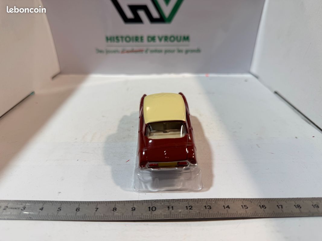 Dinky Toys - 1:43 - ref. 530 Citroen DS19 - fabriqué en