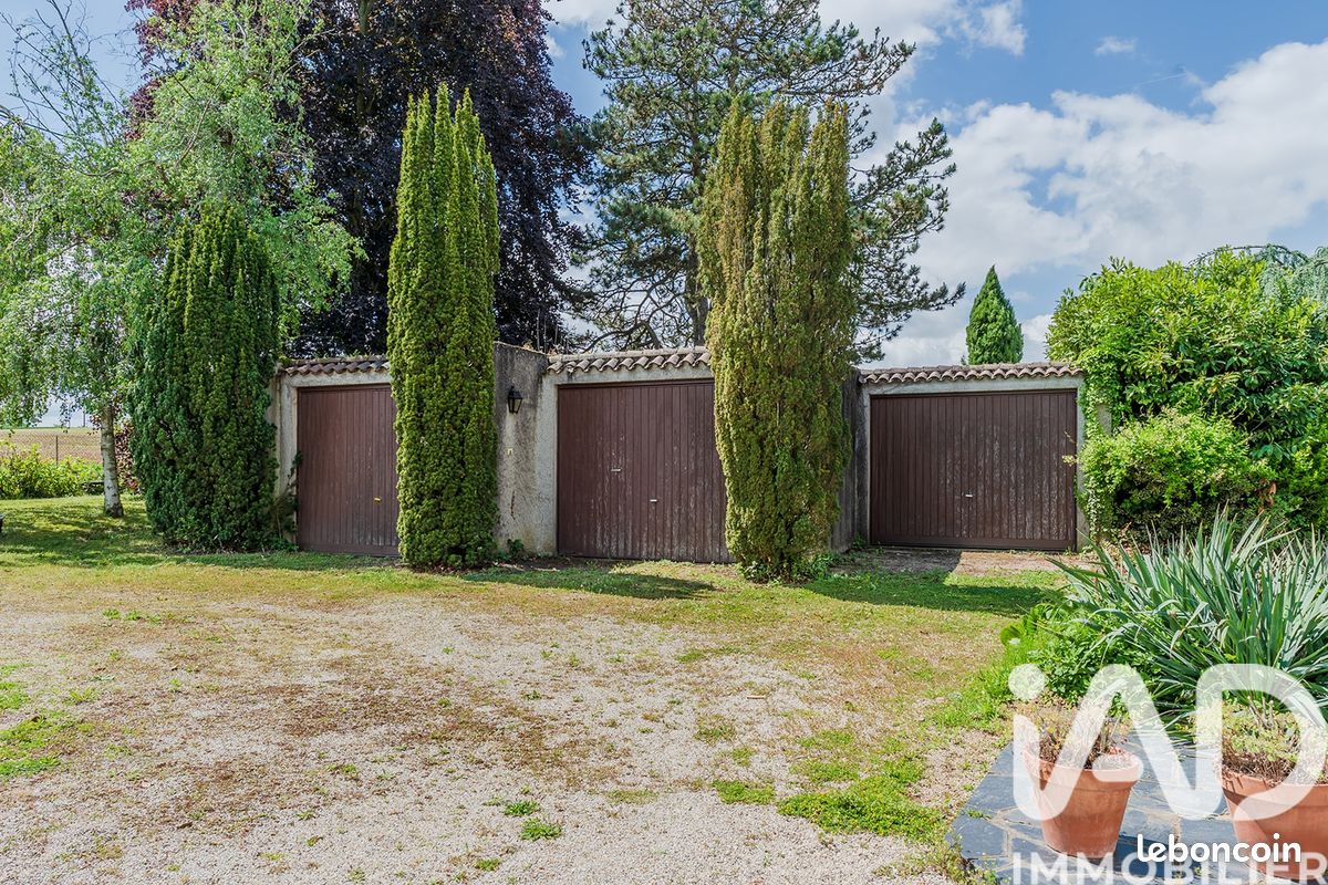 Maison 1 pièce 95 m² · à Misérieux · 95 m² · 224 000 €