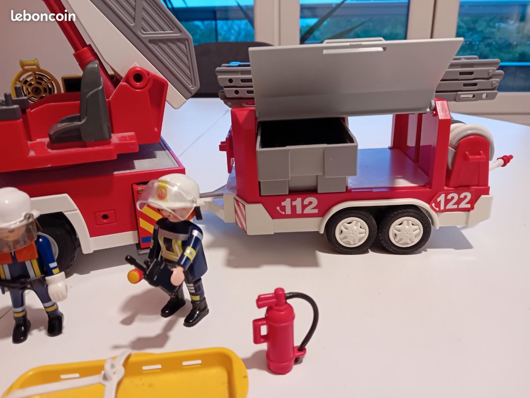 Playmobil camion de pompiers 4820 avec remorque 7485 Jeux Jouets
