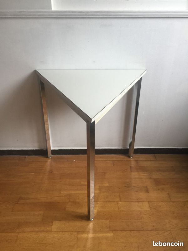 Table triangle vintage (image 1)