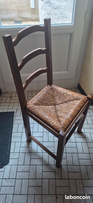 5 chaises (image 1)