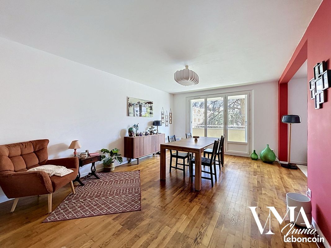 Appartement 4 pièces 102 m² · à Tassin-la-Demi-Lune · 102 m² · 281 000 €