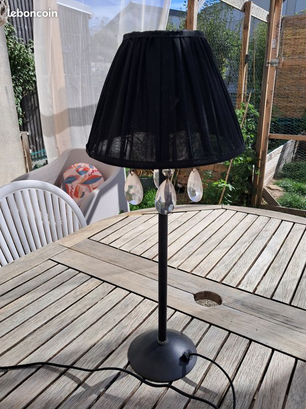 Lampe à poser (image 1)