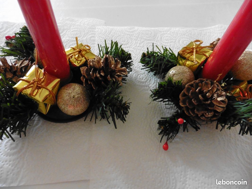 Décoration de noël 2 supports de bougies décorés avec deux bougies rouges (image 3)