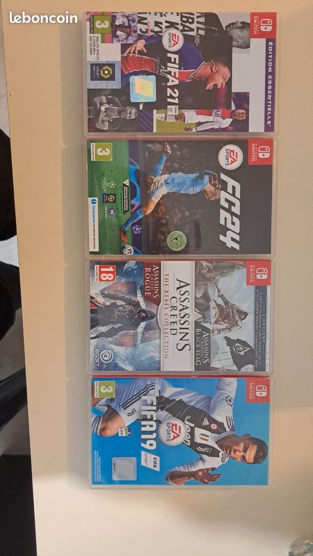 Vends ou échange nintendo switch neon (image 2)
