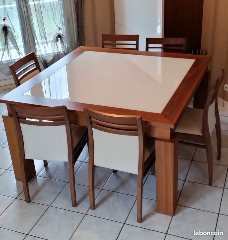 Table +chaises (image 1)