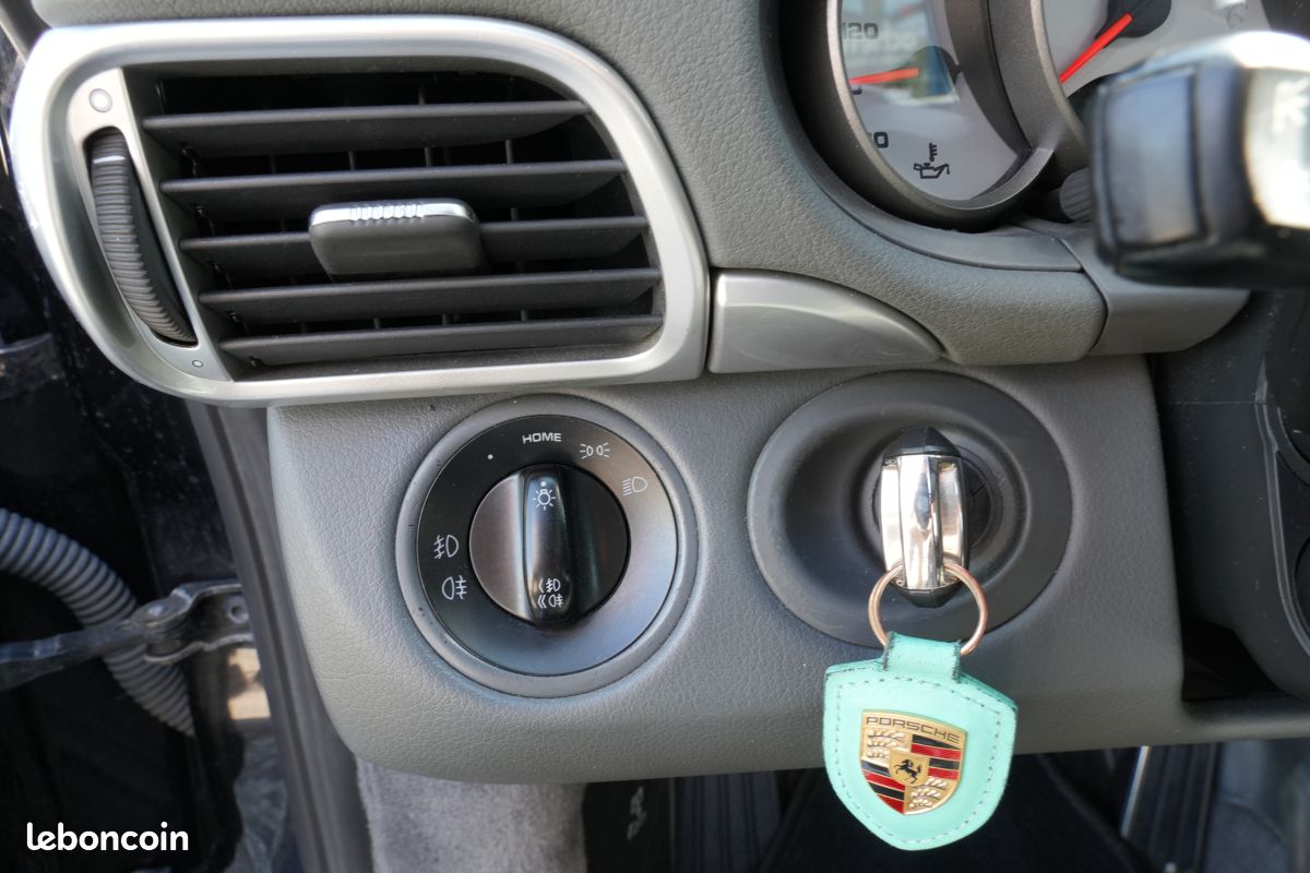 Porsche 911 (997) 3.8 355 carrera s (image 17)