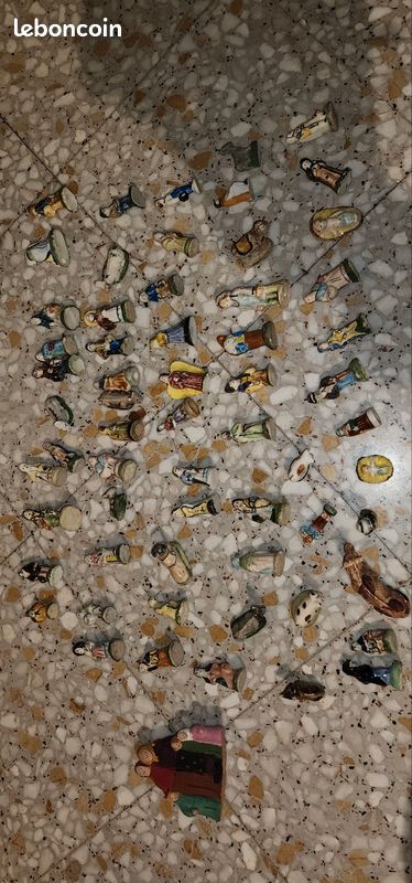 Lot ancien de santons feve de Provence en terre cuite peinte – vintage (image 2)