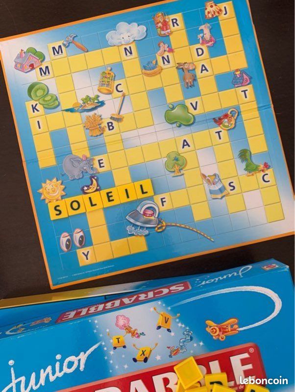 Scrabble junior (image 1)