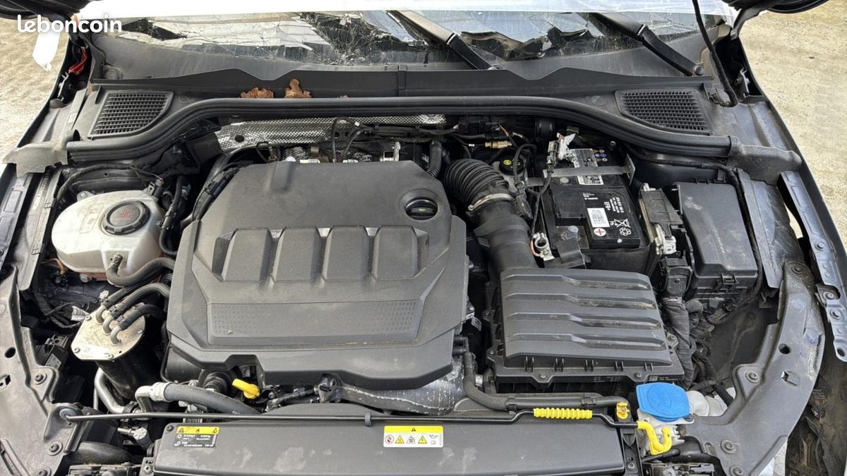 Volkswagen Golf 8 PHASE 1 2.0 TDI - 16V TURBO (image 8)