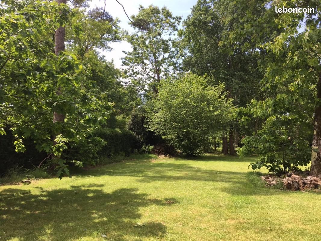 Terrain 650 m² Martillac · 175 000 €
