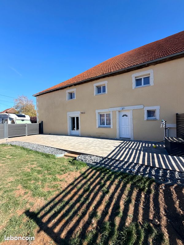 Maison 5 pièces 100 m² · à Courvières · 100 m² · 265 000 €