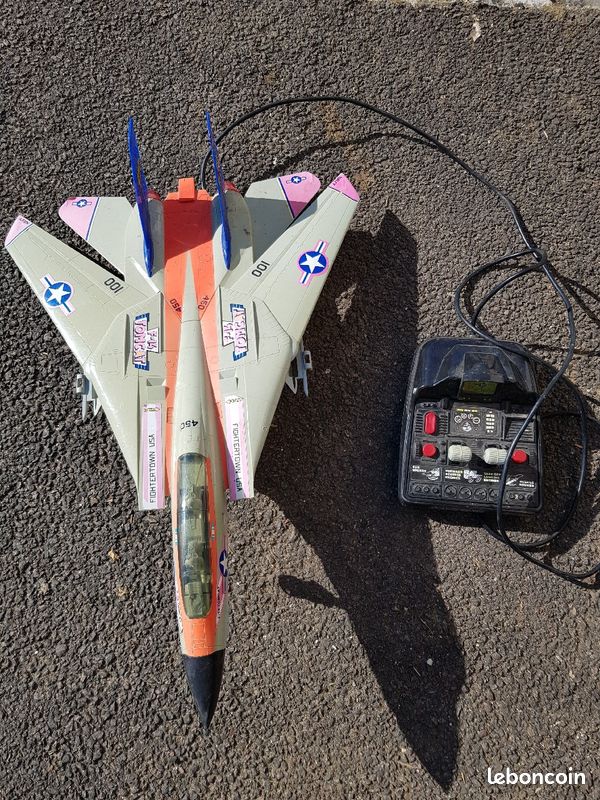 Avion télécommandé (image 2)