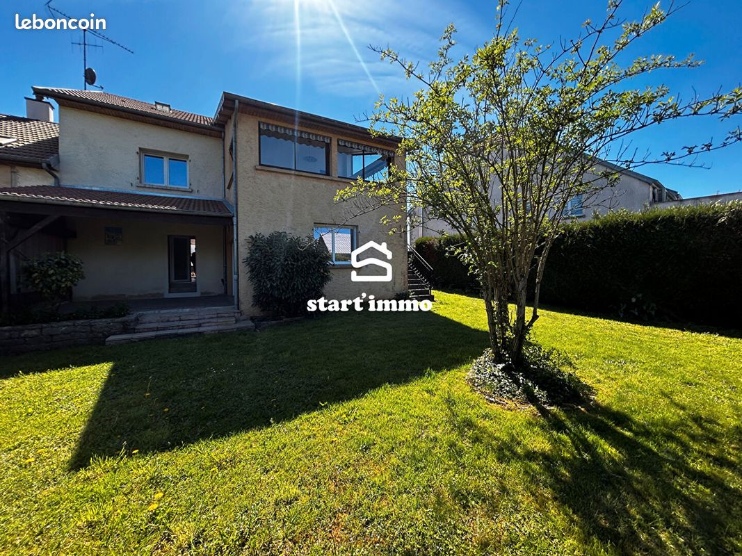 Maison 7 pièces 161 m² · à Rioz · 161 m² · 289 000 €