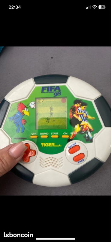 Jeu vintage fifa 98 (image 1)