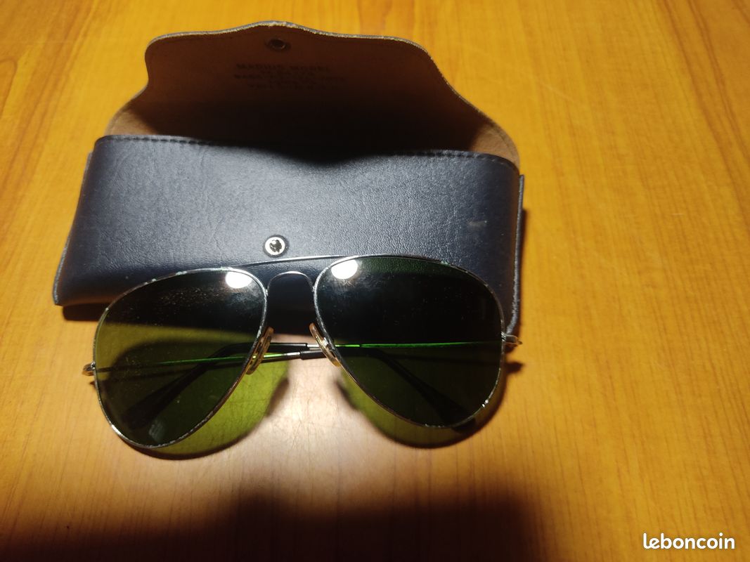 Lunettes De Soleil Vintage Années 70 Pour Femme, Monture Crème/ivoire En Plastique, Verres Teintés, Protection UVA, Occasion Bon état