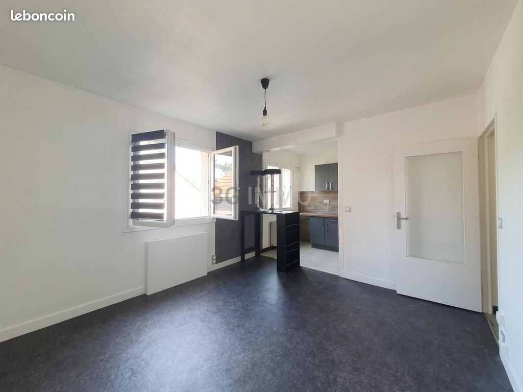 Parking 1 pièce 27 m² · à Moulins · 27 m² · 54 500 €