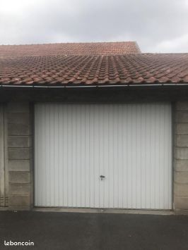 Parking 15 m² · à Moulins · 15 m² · 70 €