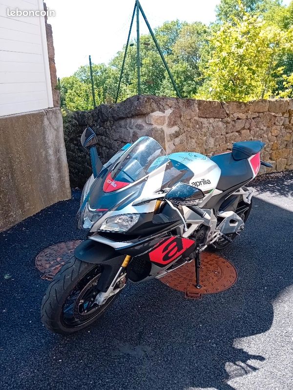 Rsv4 1000rr (image 2)