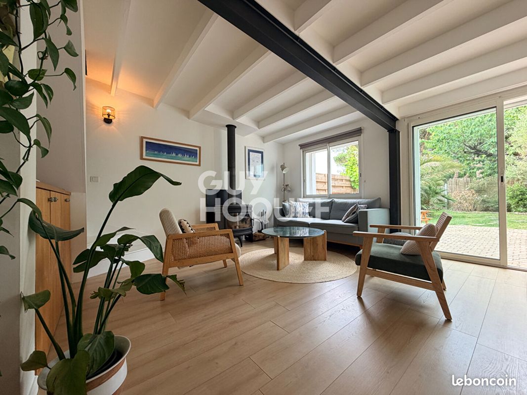 Maison 6 pièces 130 m² · à La Rochelle · 130 m² · 575 850 €
