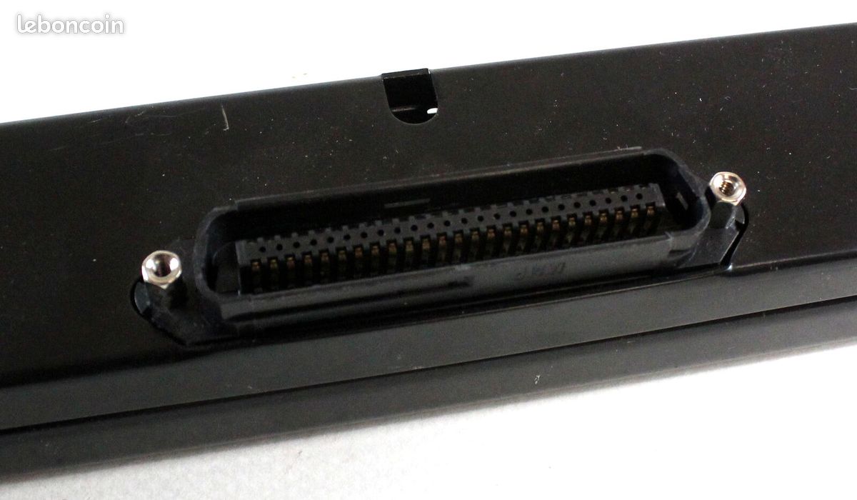 Mitel 3300 ip communications platform 24-port patch panel (image 3)
