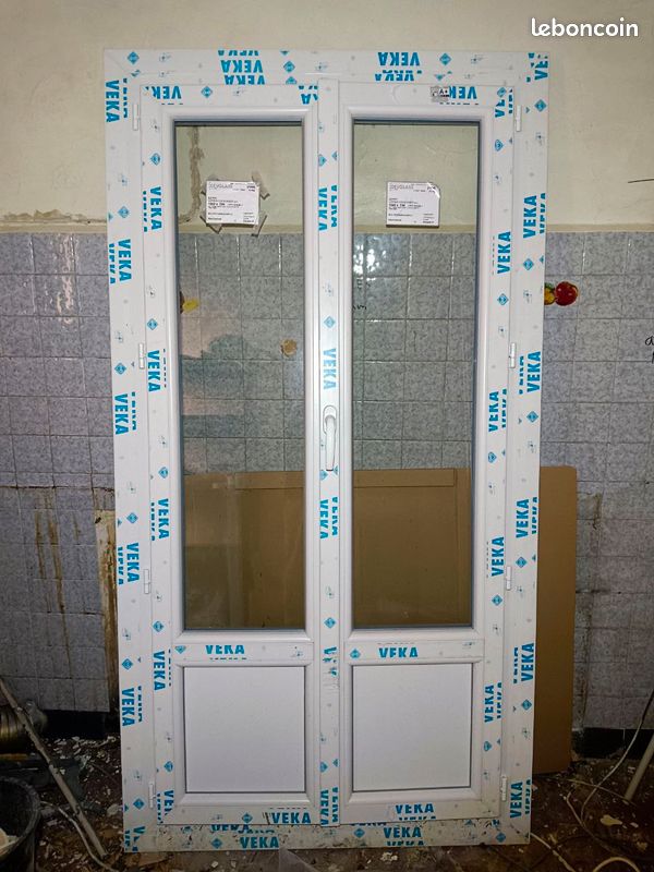 Porte fenêtre double vitrage neuve PVC (image 1)
