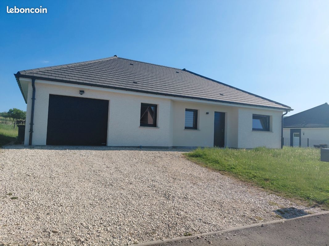 Maison 4 pièces 103 m² · à Éhuns · 103 m² · 245 000 €