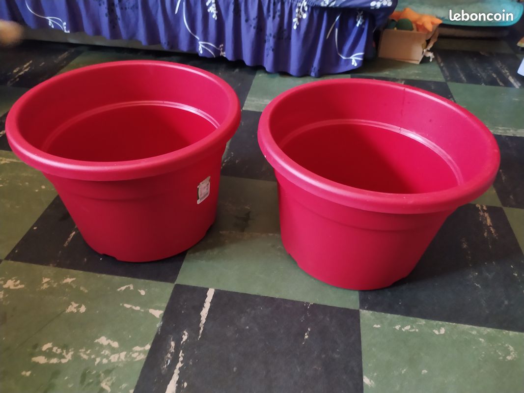 Pots à plantes (image 1)