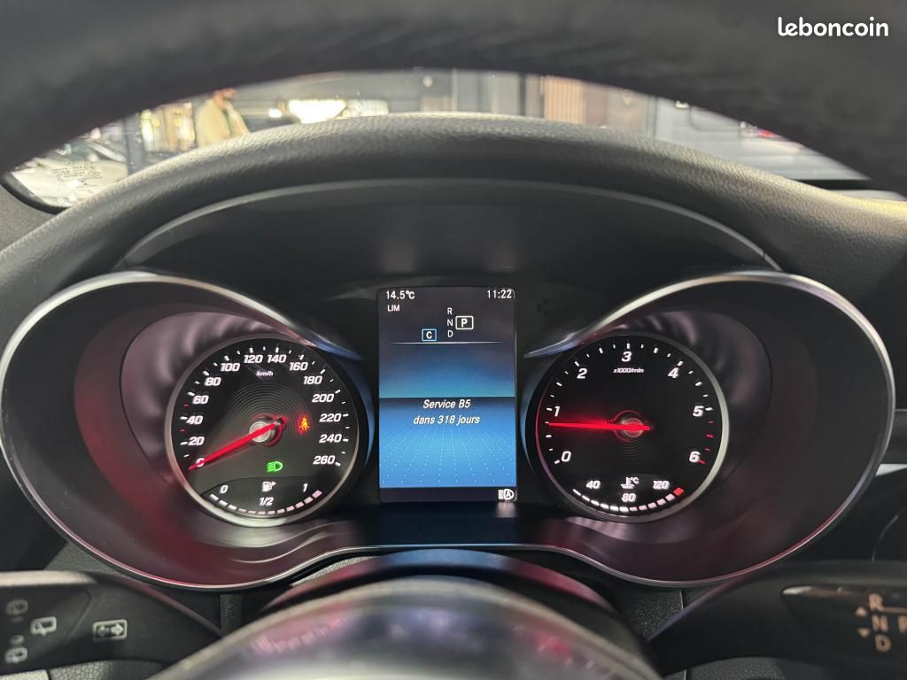 MERCEDES GLC 220 d - BVA 9G-Tronic - AMG Line - 4-Matic (image 17)