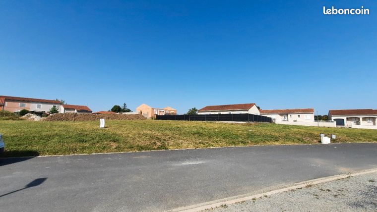 Terrain 654 m² Marssac Sur Tarn
