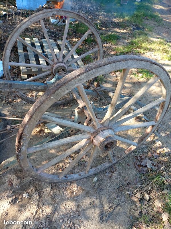 Vente d un chariot bois (image 1)