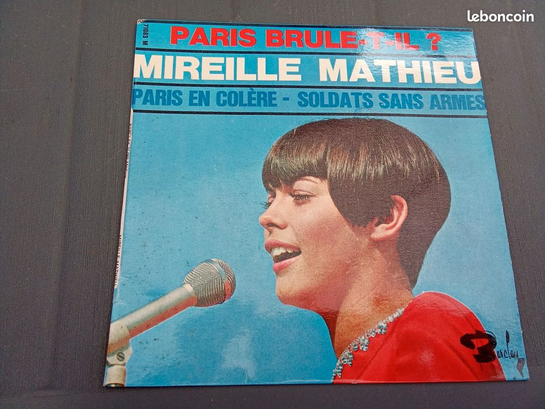 Ancien disque vinyle 45 T Mireille MATHIEU Paris brûle-t-il (image 1)