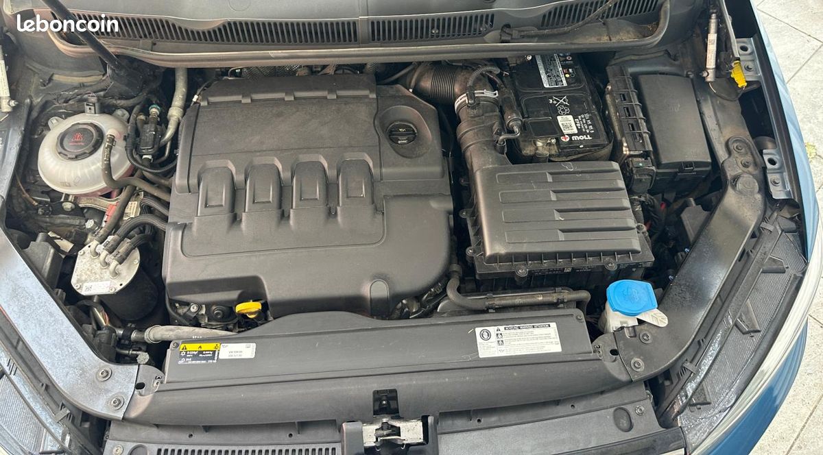 Volkswagen Touran 2.0 TDI 115 DSG7 5pl Carat (image 18)
