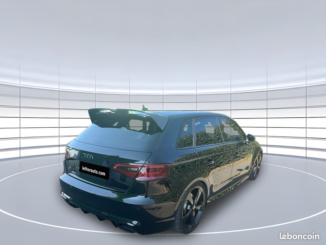 Audi RS3 (3) 2.5 TFSI RS3 S TRONIC QUATTRO (image 5)