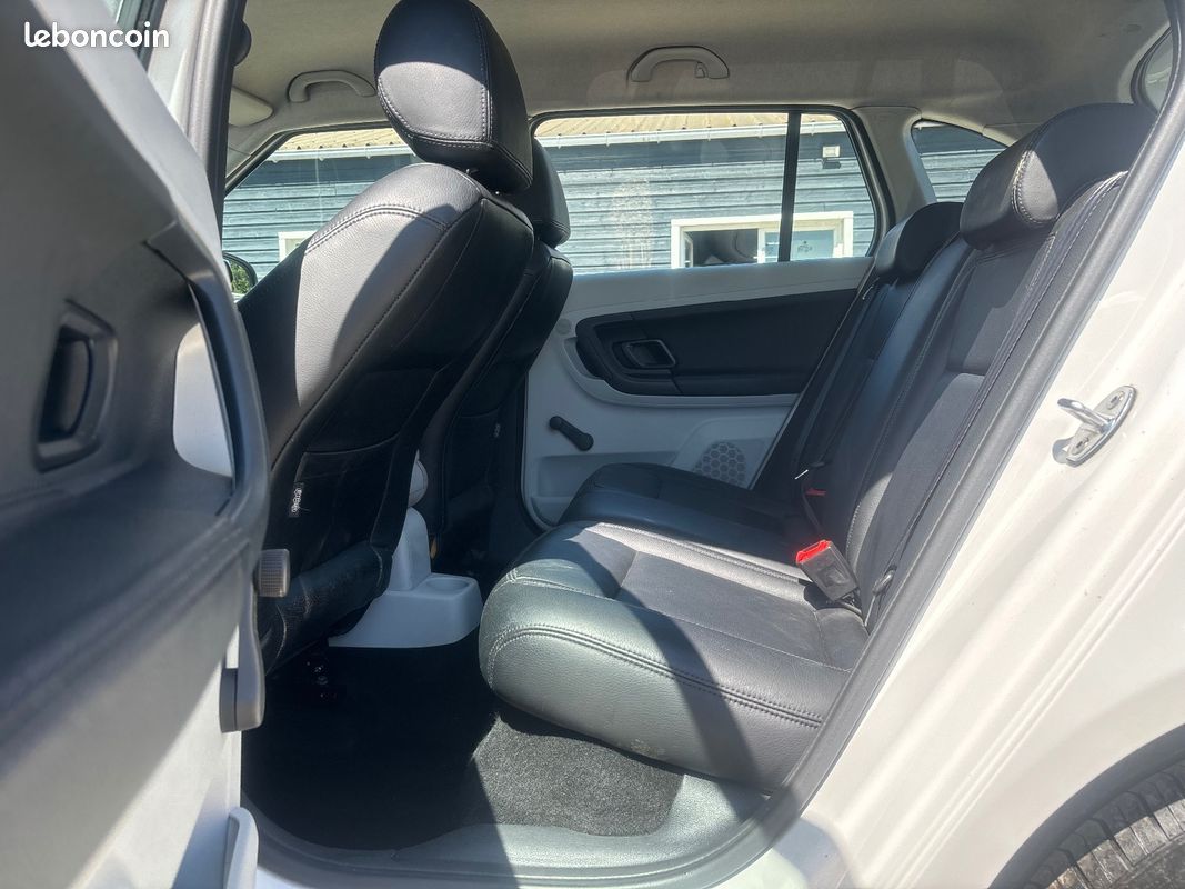 SKODA FABIA COMBI 1.2 TSI 105ch Ambition BOITE AUTOMATIQUE (image 8)