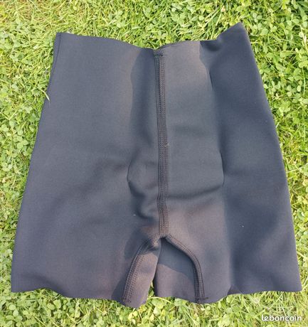 SHORT NEOPRENE SPINERA 2 MM TAILLE XS