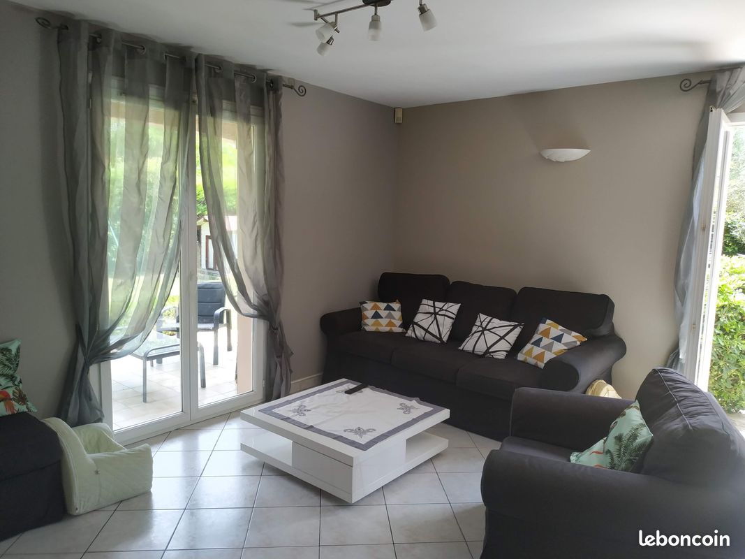 Maison avec grande piscine près de Nîmes (image 4)