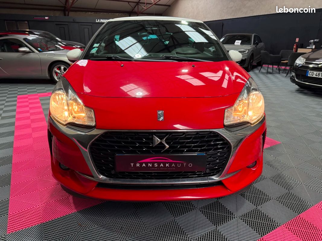 DS DS 3 1.2 110 cv Sport Chic / BOITE AUTOMATIQUE / DISTRIBUTION OK / SIÈGES CHAUFFANTS / BLUETOOTH (image 8)