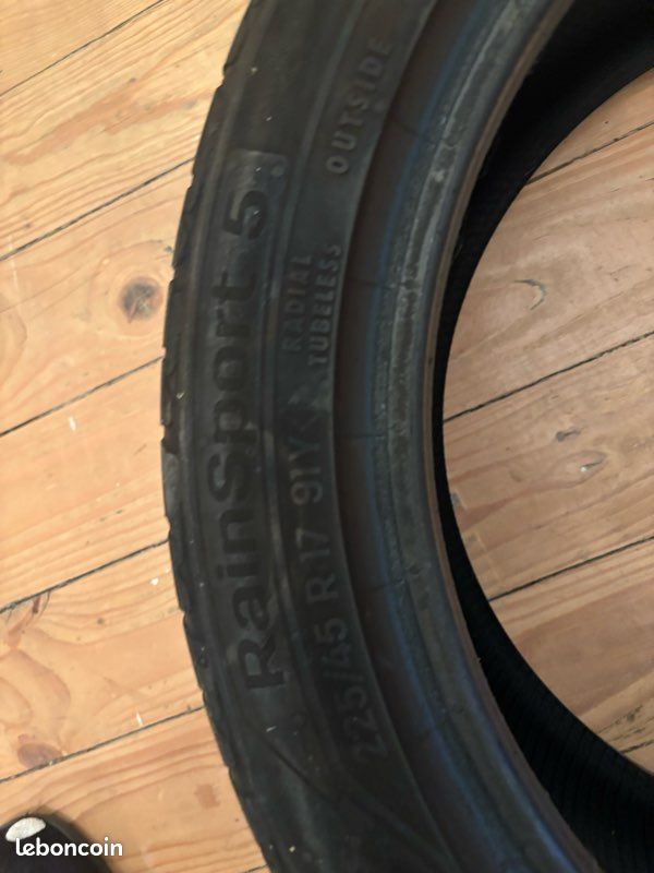 Pneu uniroyal 225 45 17 (image 2)