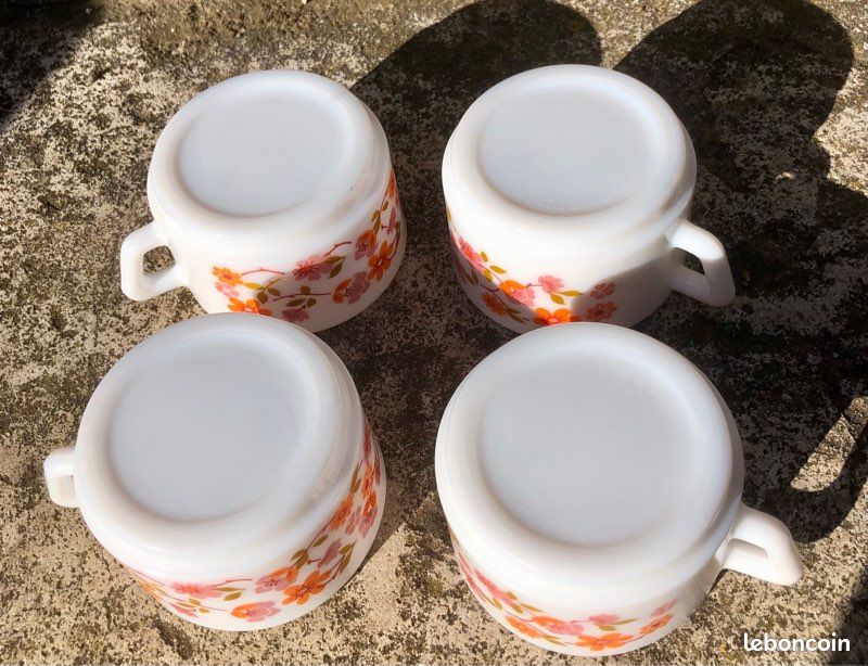 Lot De 4 Tasses à Café Arcopal Vintage – Motif Fleurs – état Parfait