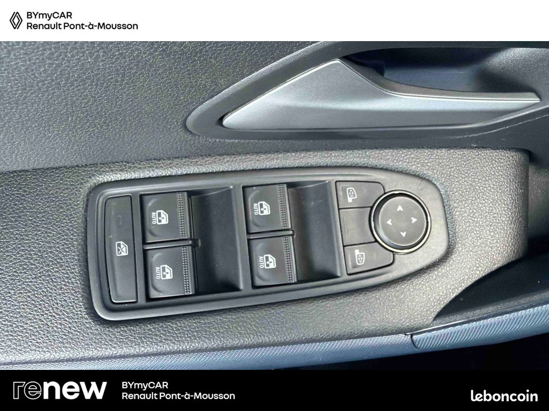 DACIA Duster Hybrid 140 Expression (image 21)
