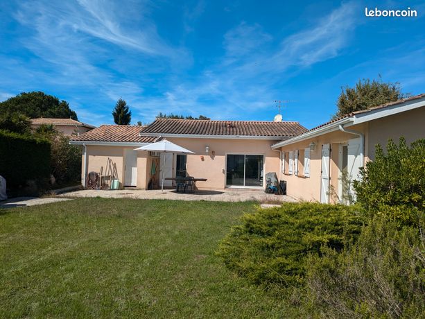 Maison de 3 chambres et garage sur terrain constructible et divisible