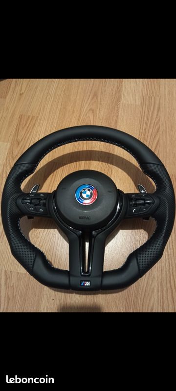 Volant neuf pack M performance bmw série F série 1 série 3 série 4 M1 m2 M3 m4 série 5 f10 f11 f18 série 6 f06 f12 f13 série 7 M5 f90 M6 m8 f91 f92 f93 MPerformance motorsport (image 3)