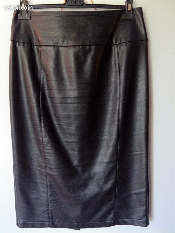 Jupe crayon noir simili T42 (image 1)