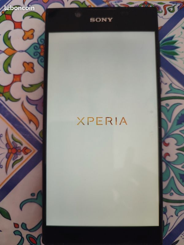 COQUE ARRIÈRE SONY XPERIA X (F5121) BLANC - Achat en ligne sur Lcd Maroc