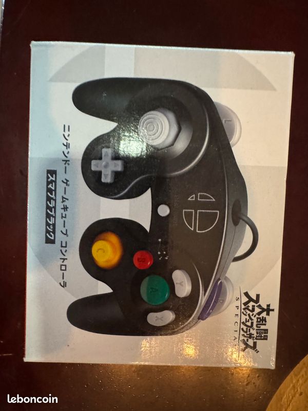 Manette Nintendo GameCube – Super Smash Bros. Edition (Noire) (image 1)