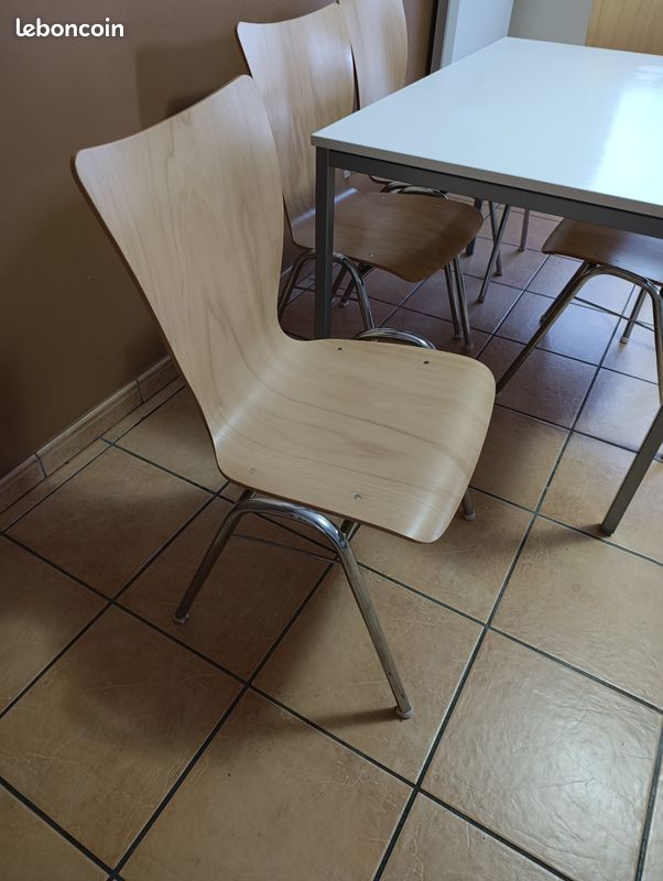 Ensemble table et 5 chaises (image 5)