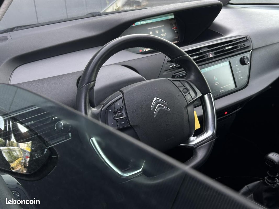 CITROEN C4 SPACETOURER 1.5 BlueHDi 130 Feel avec Caméra, GPS et Carte mains libres (image 9)