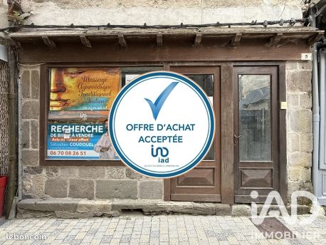 Immeuble 90 m² · à Mur-de-Barrez · 90 m² · 44 000 €