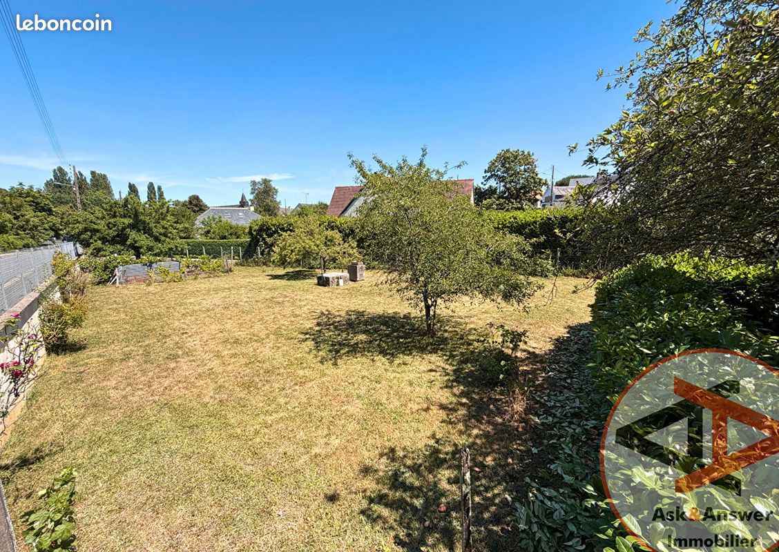 Terrain 594 m² · à Monnaie · 594 m² · 89 700 €